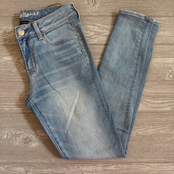 American Eagle Outfitters Light Blue Denim Jean Jeggings 10 Long - Picture 9 of 9